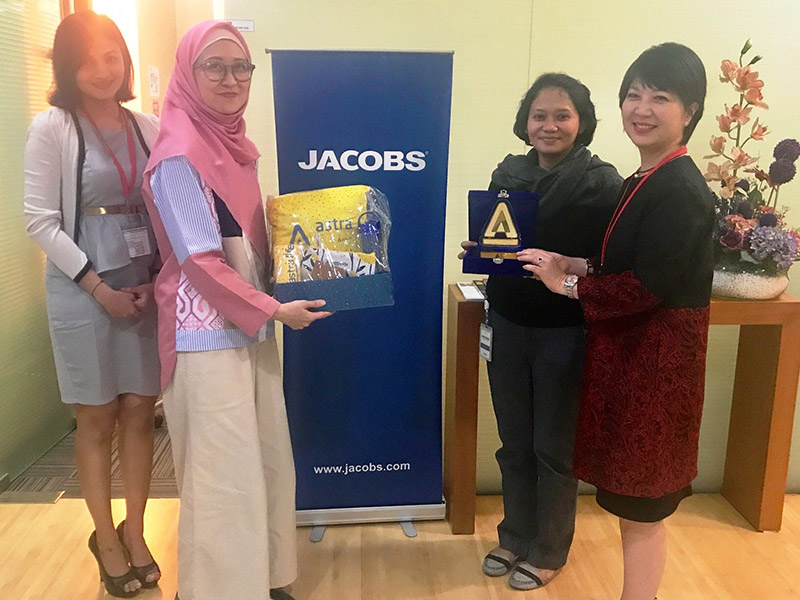 Photo-1-Ibu-Stephanie-Kesuma